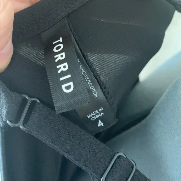 ❌SOLD❌Torrid Bodysuit Black - Picture 7 of 9